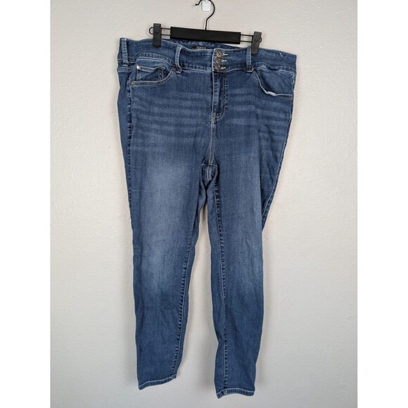 Torrid Jeans 20R Blue Super Soft Jegging Stretch 3 Button Plus Size Mb - Picture 1 of 7